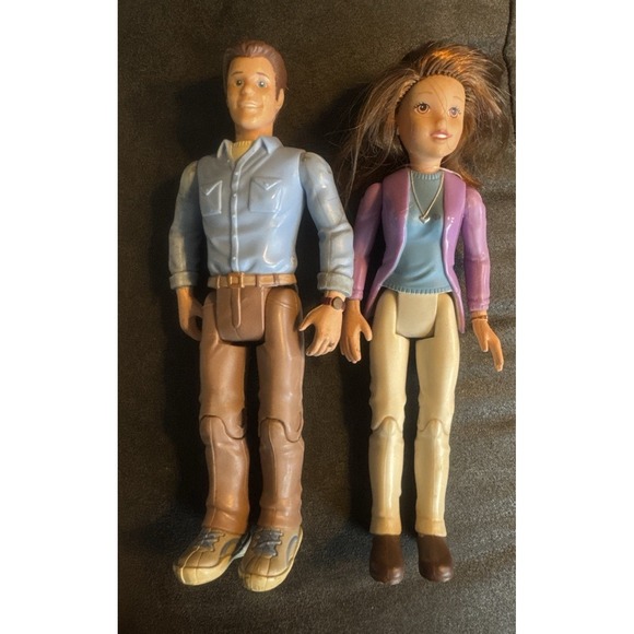 Mattel Loving Family Dolls Dad Mom‎ Figures Posable Arms Legs 2002 - Picture 1 of 3